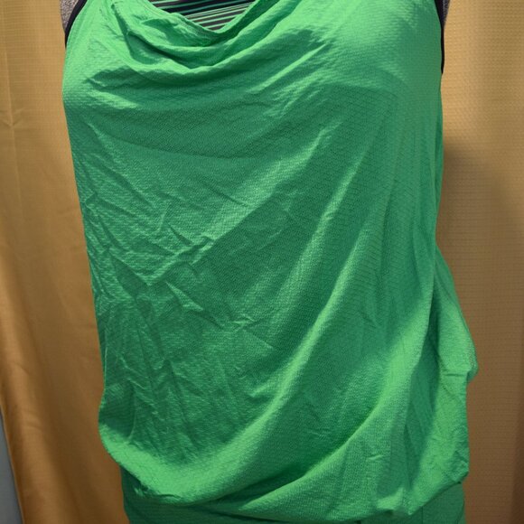 Lululemon Womens Size 6-8 Tank Top Loose Open Back Criss Cross Sports Bra EUC! - Picture 5 of 10